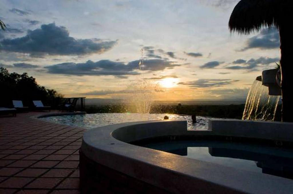Hotel Hacienda Combia El Caimo Eksteriør bilde